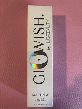 HUDA BEAUTY GloWish Multi Dew Skin Tint